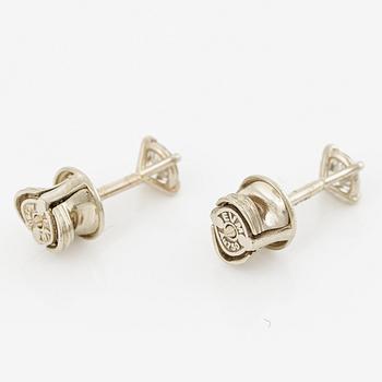 Earrings, 18K white gold set with brilliant-cut diamonds totalling 0.46 ct.