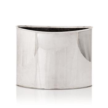 185. Sigurd Persson, a sterling silver vase, executed by Johann Wist, Stockholm 1964.