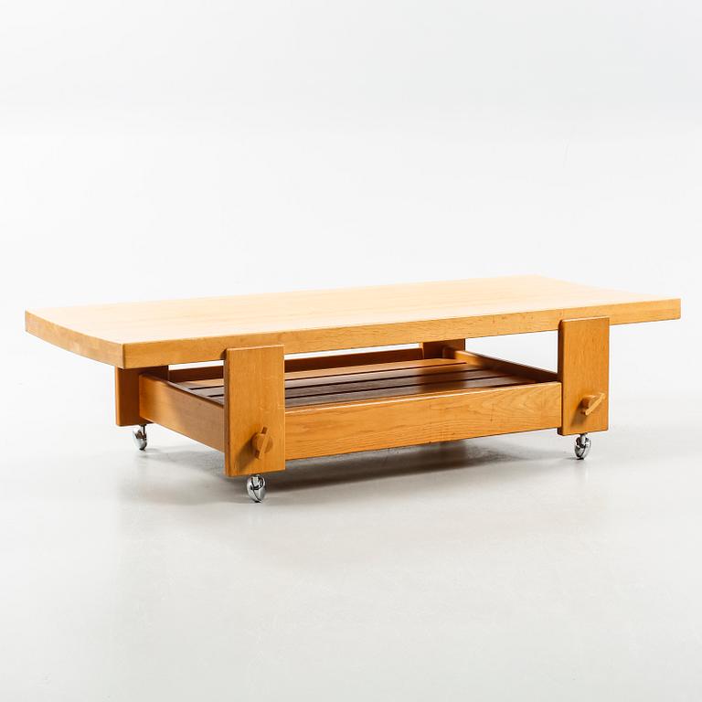 A sofa table, from the series "Kontrapunkt", designed by Yngve Ekström for Swedese Möbler AB 1968.