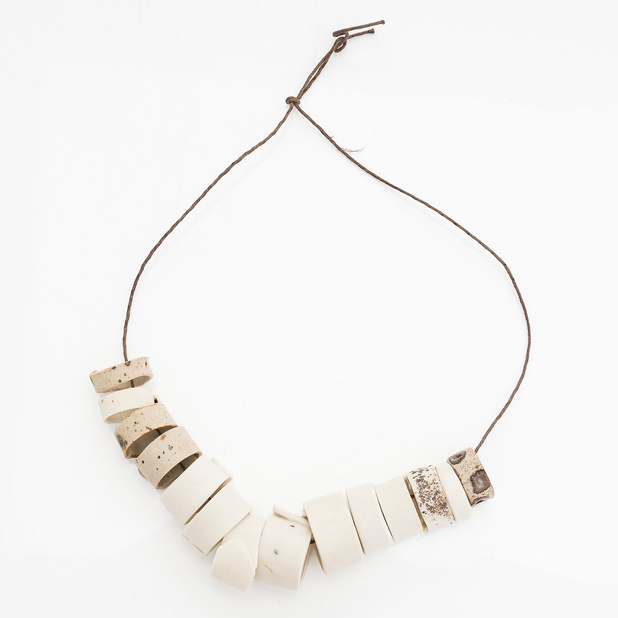 Kyllikki Salmenhaara, a stoneware necklace,unsigned.