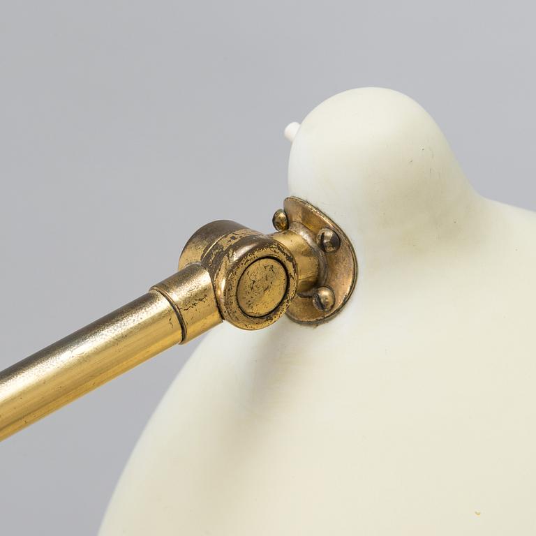 Lisa Johansson-Pape, A mid-20th century '2062' floor light, Stockmann Orno, Finland.