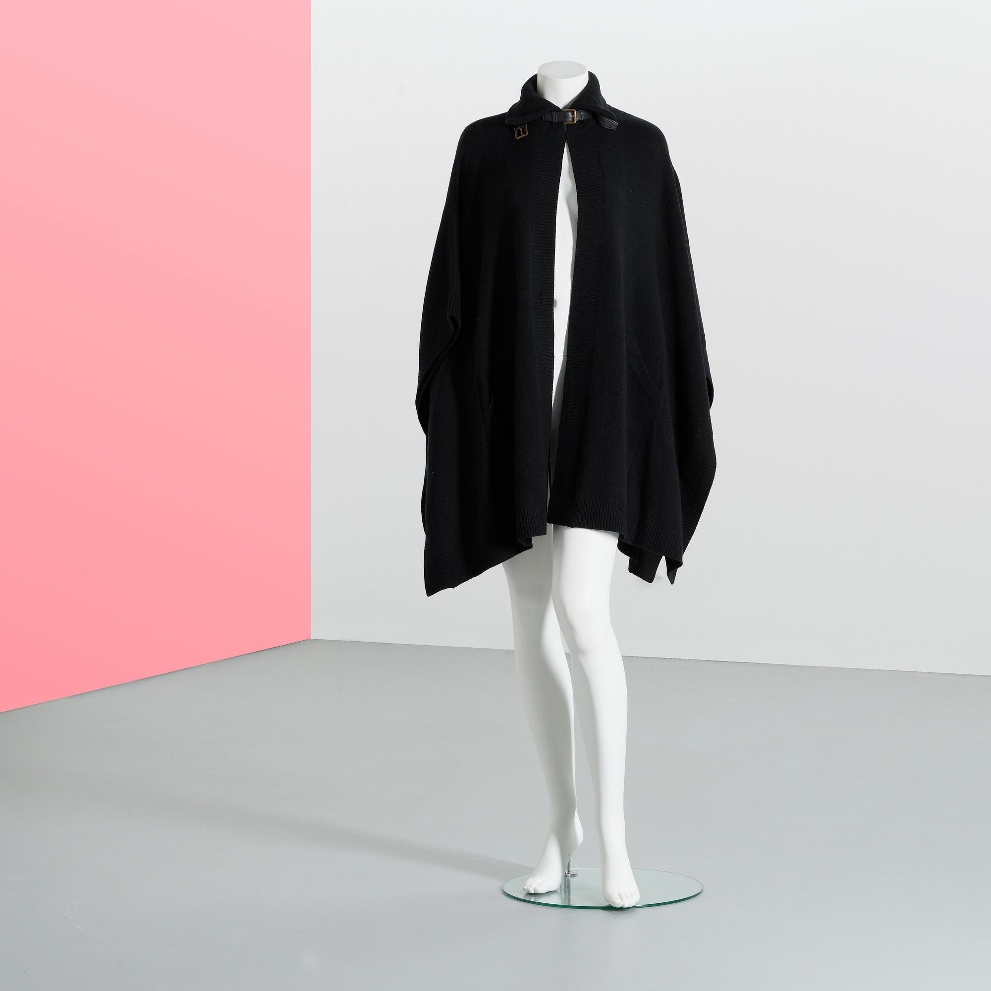 PONCHO, Ralph Lauren, size M/L.