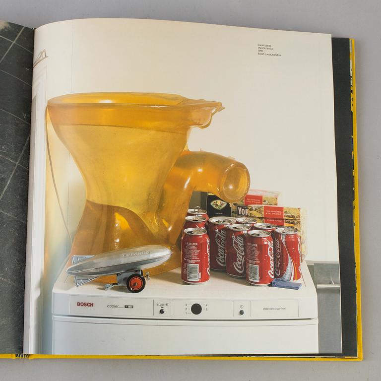 ANGUS FAIRHURST, DAMIEN HIRST, SARAH LUCAS, fotobok, "In-A-Gadda-Da-Vida", Tate Publishing, nr 9/100.
