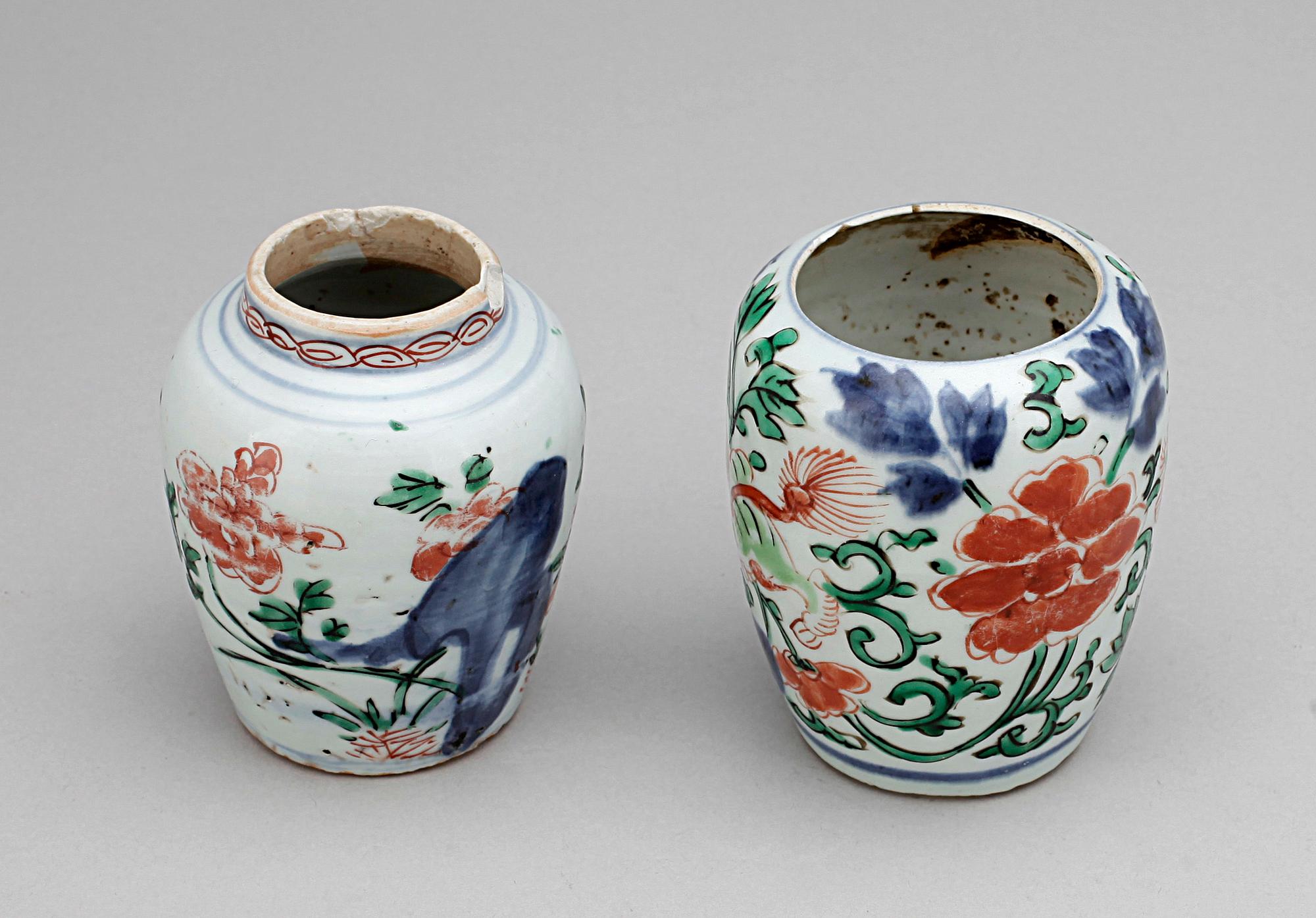 KRUKOR, 2 st, porslin, Kangxi, Kina 1600/1700-tal.