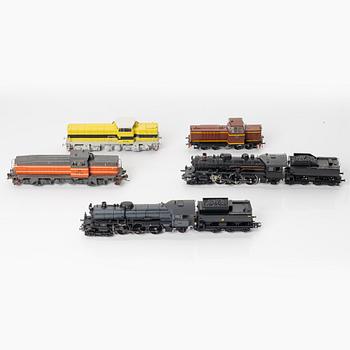 Collection of locomotives, 5 pieces. Including Märklin 39490 and Jeco AB, H0.