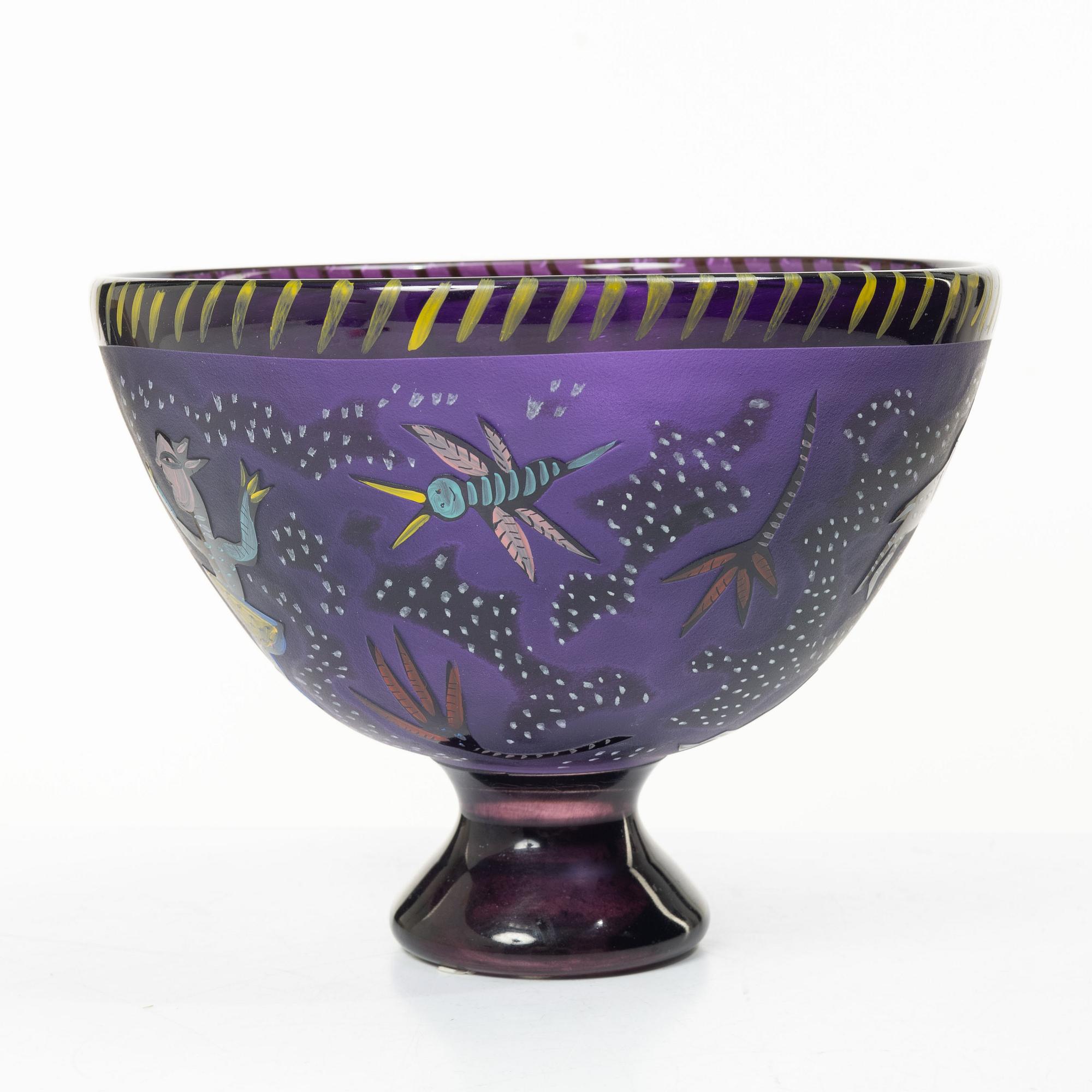 Ulrica Hydman-Vallien, a bowl, Kosta Boda.