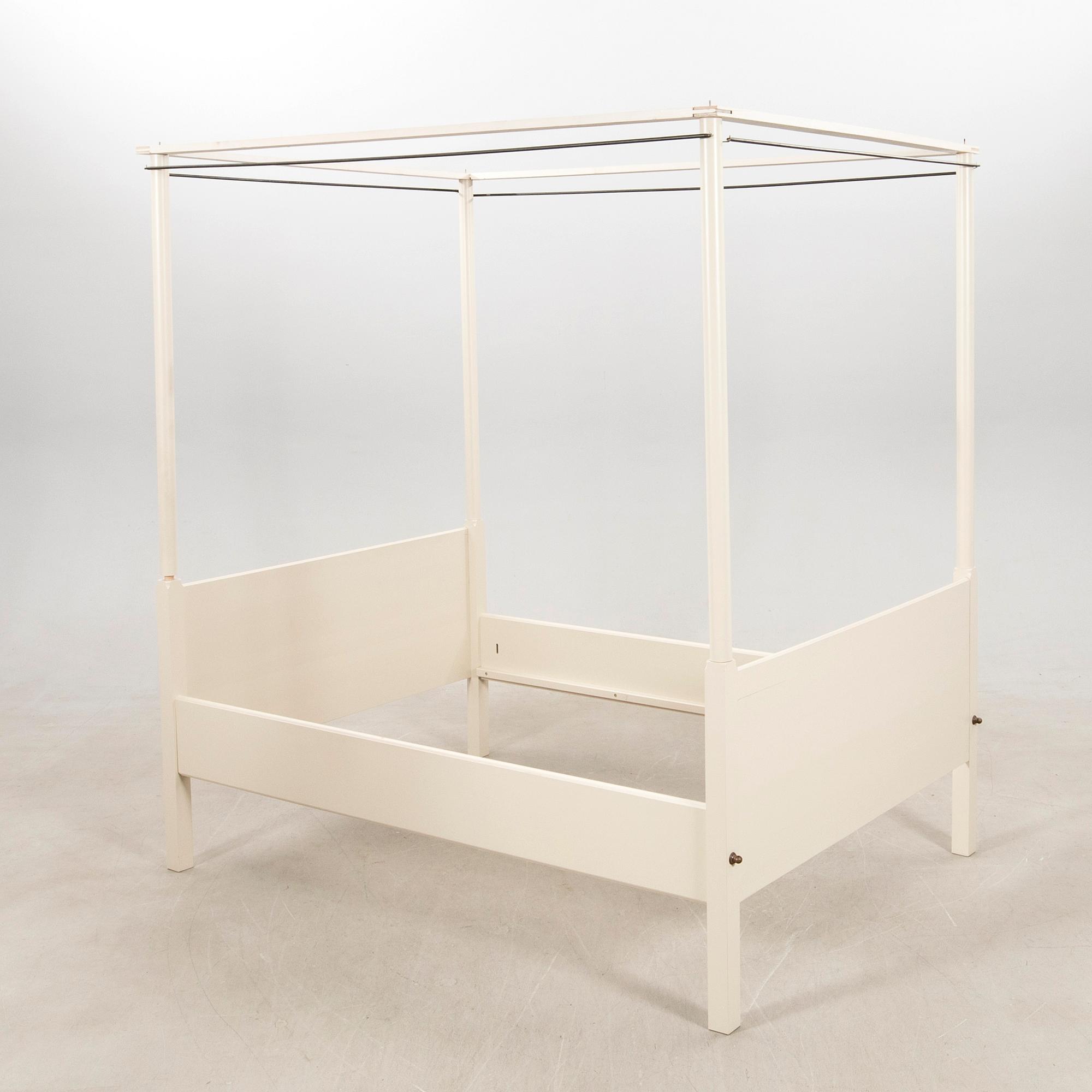 Heavenly bed, "Skattmansö", Ikea's 18th-century series, 1990s.