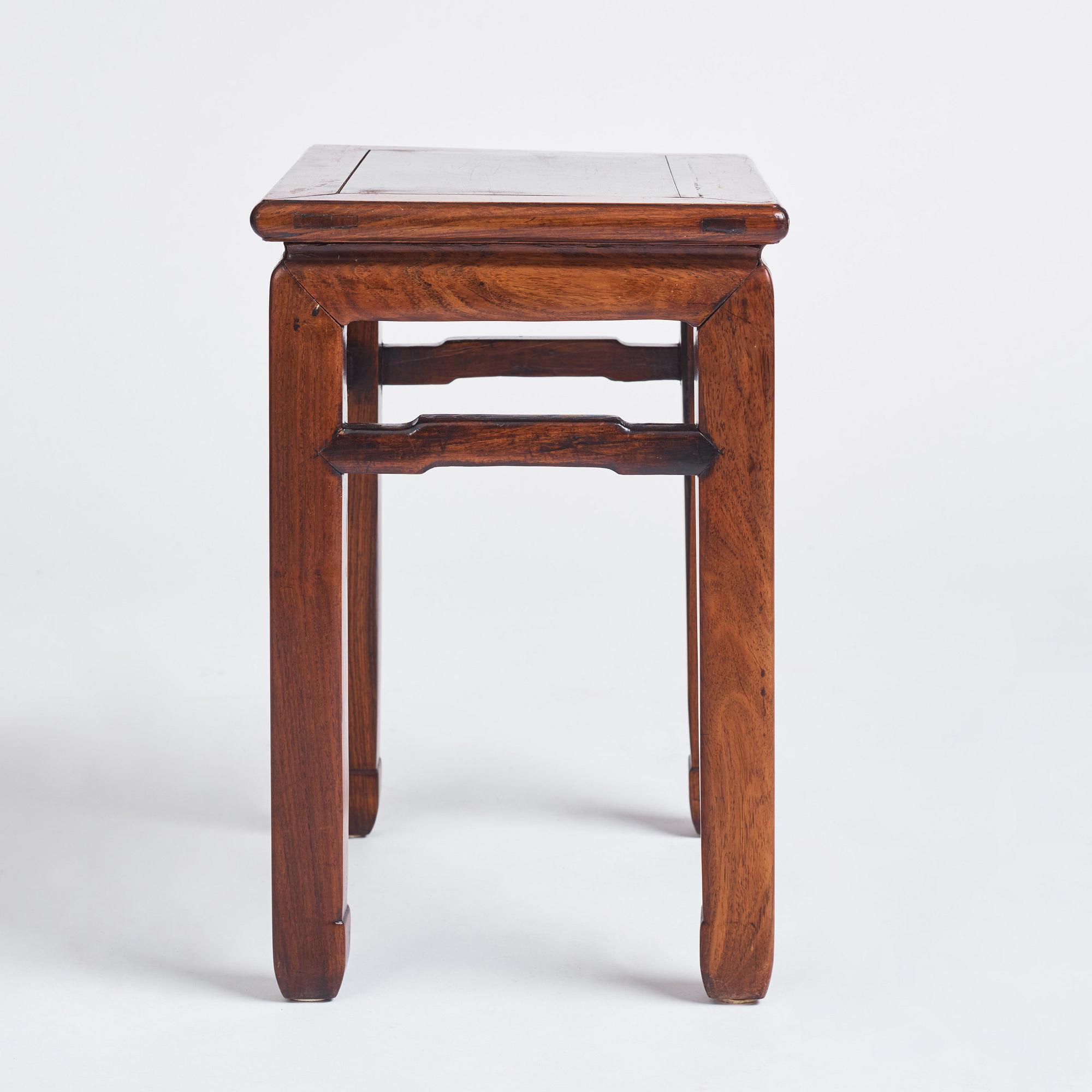 A small huali table/stool 'Fangdeng', 17/18th century.