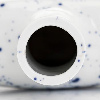 Inkeri Leivo, flaska, porslin, signerad Inkeri Leivo Arabia.