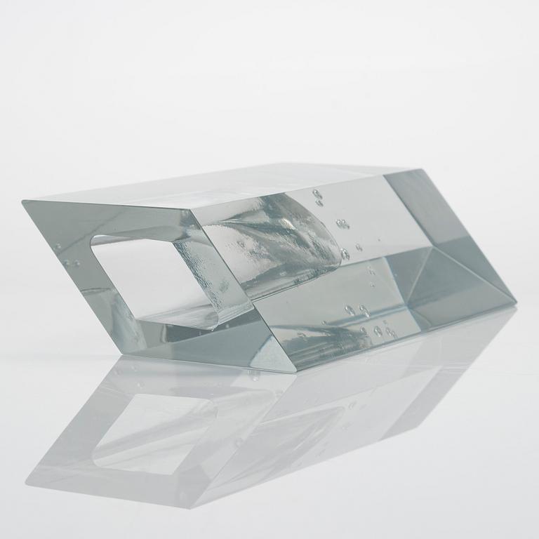 Timo Sarpaneva, an art object, 'Kohinoor', signed Timo Sarpaneva, Iittala 1981.