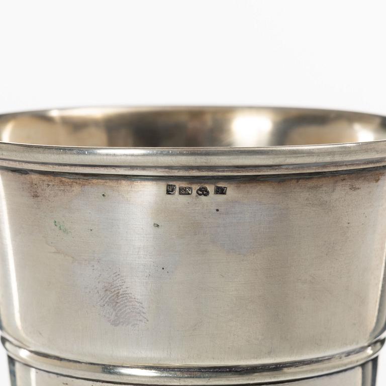 Cup/vase, silver, Anders Nilsson, Lund, 1914.