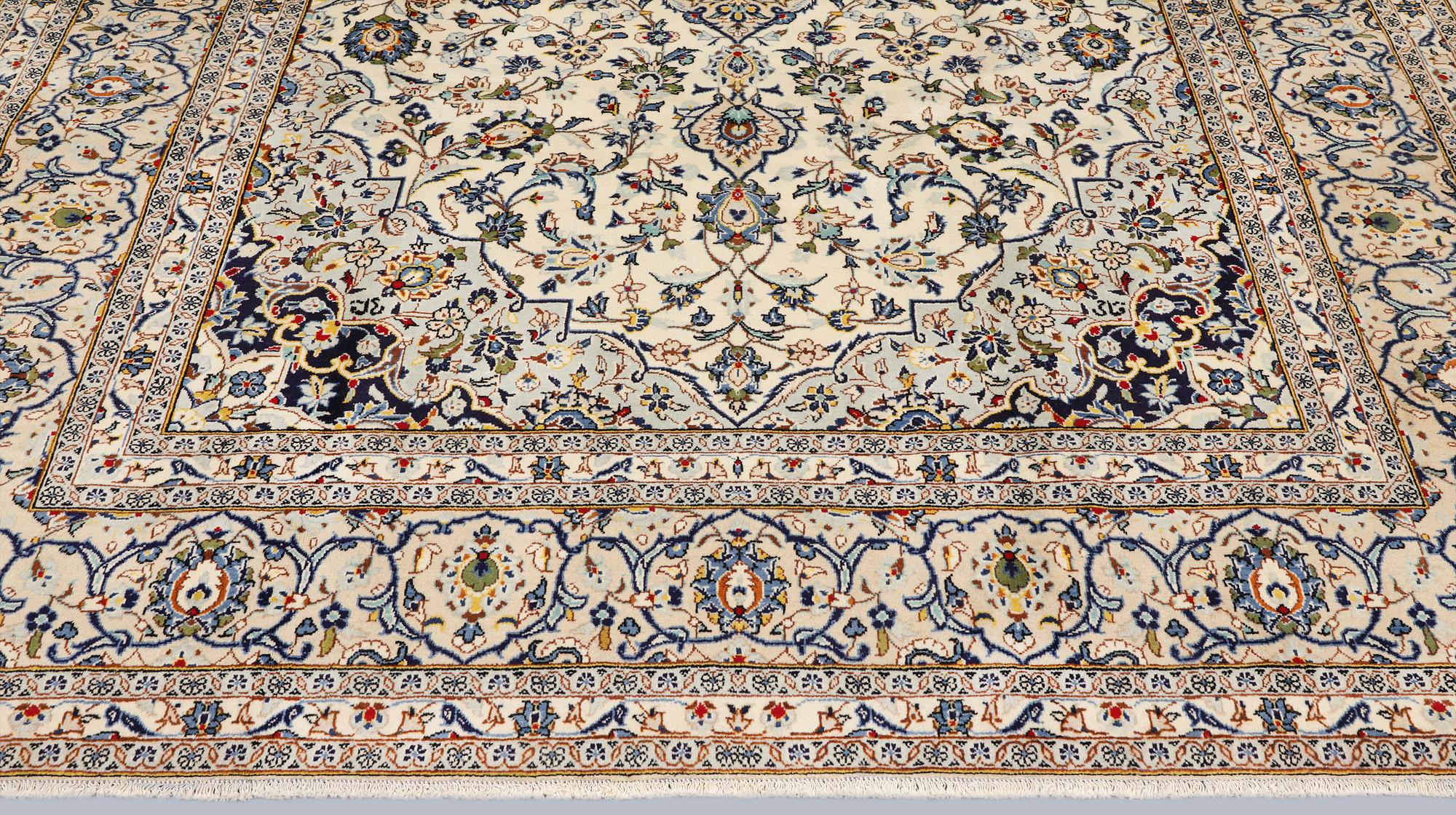 A Keshan carpet, 347 x 245 cm.