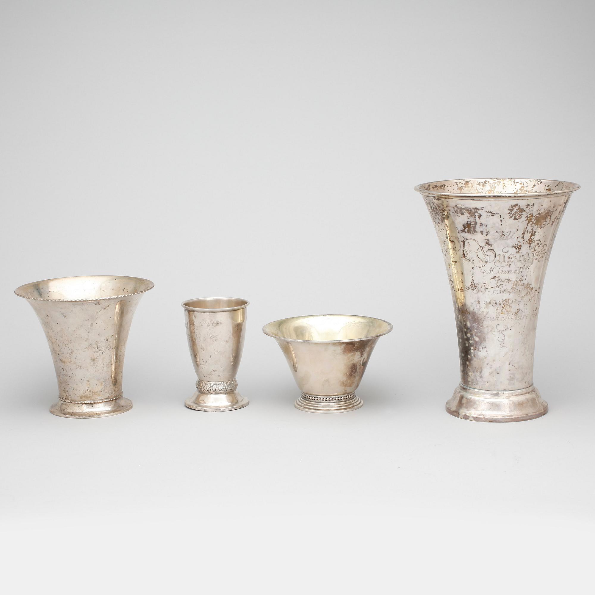 PARTI BÄGARE, 4 st, silver, bla MGAB, Uppsala, 1900-tal. Total vikt ca 887 g.