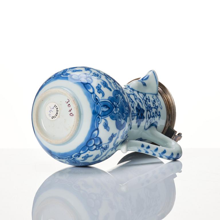 A silver mounted ewer with cover, Qing dynasty, Kangxi (1662-1722).
