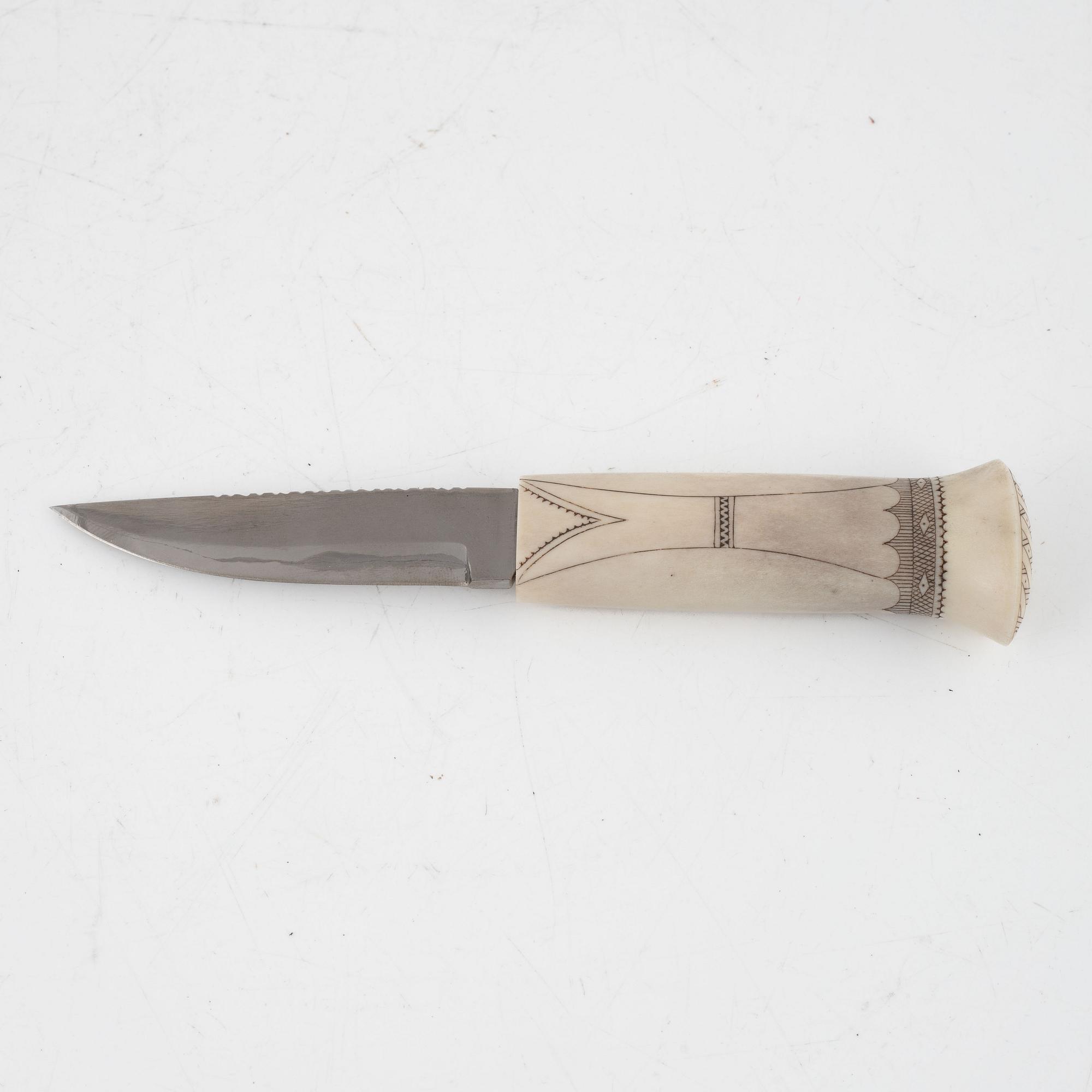 Per-Erik Nilsson, a reindeer hornknife, signed.