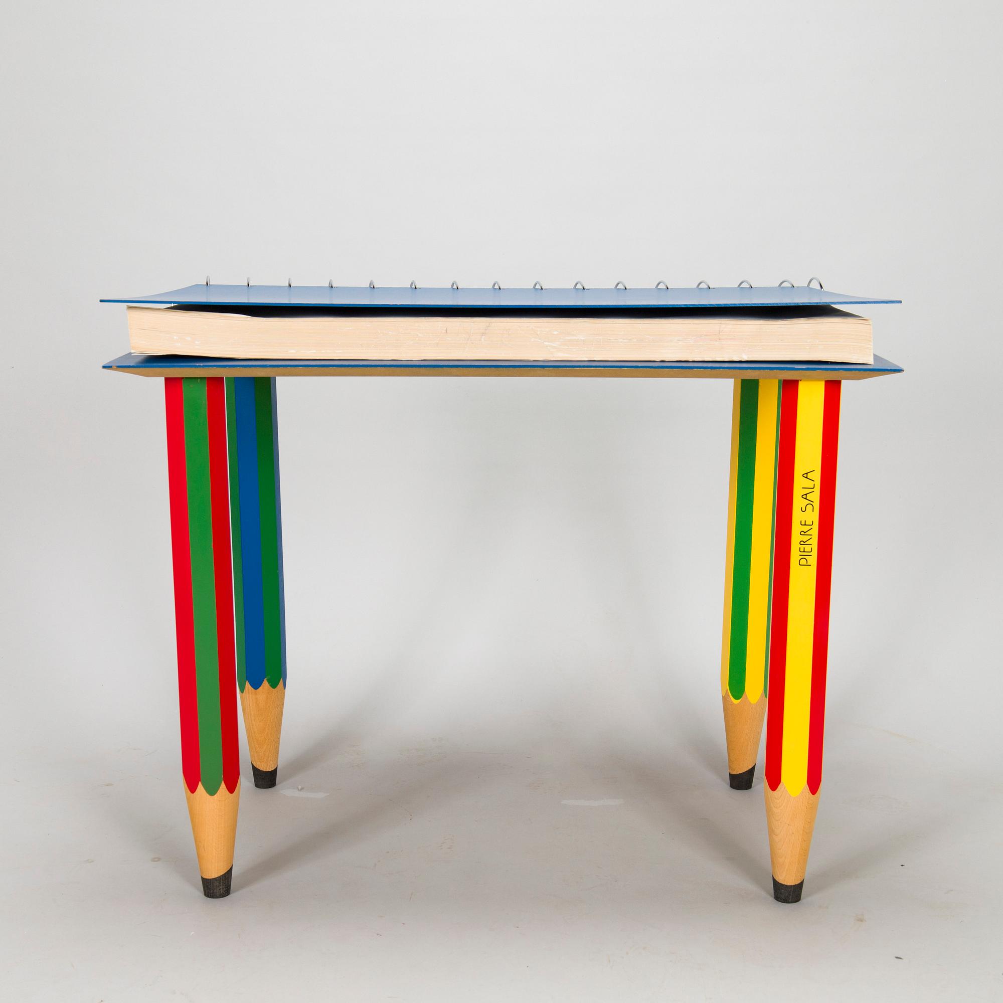 Pierre Sala, skrivbord / arbetsbord, "Clairefontaine". Formgiven 1983.