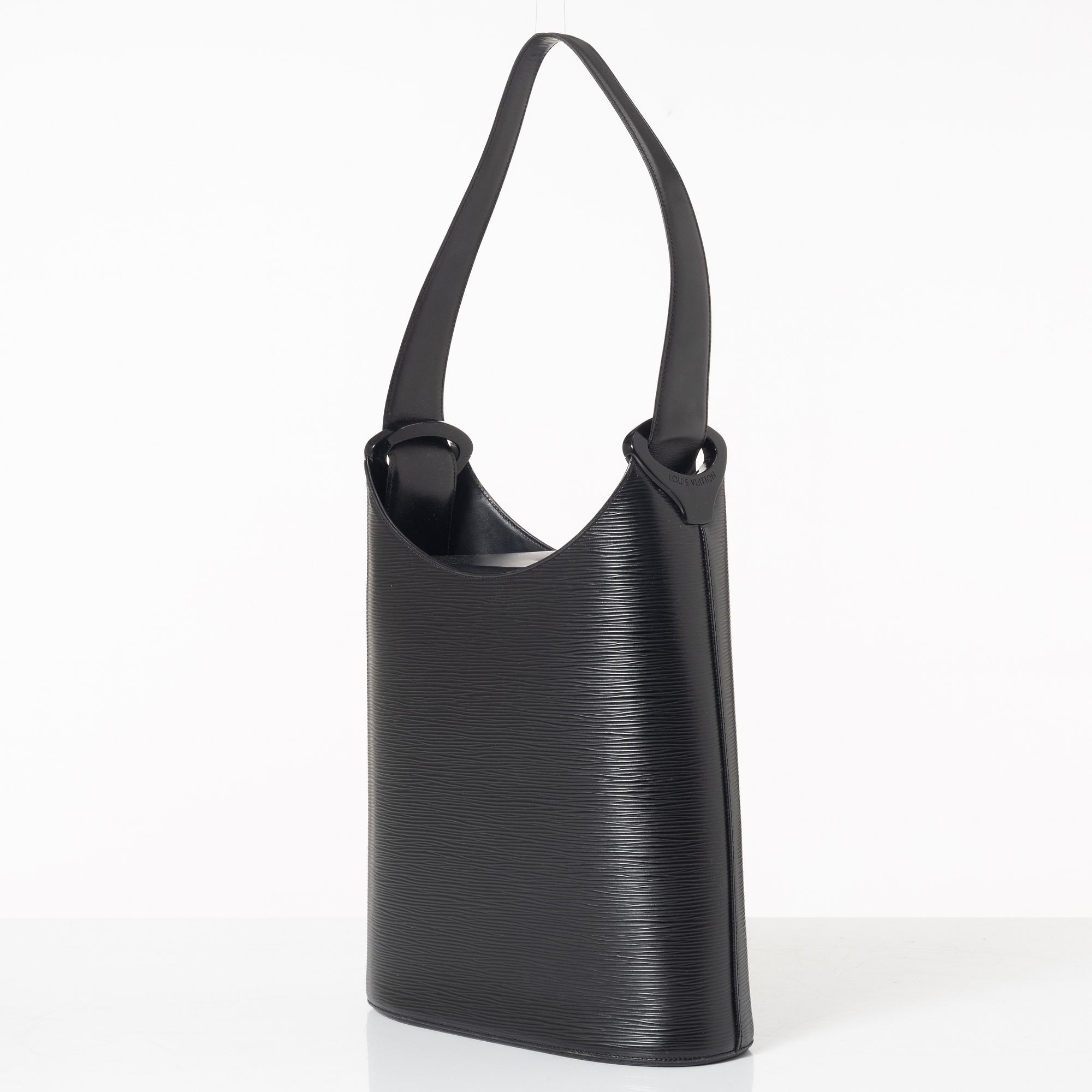 Louis Vuitton, "Epi Sac Verseau", 2001.