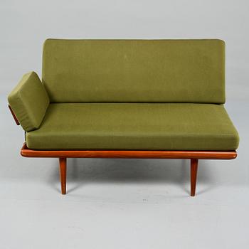SOFFA, "Minerva", Peter Hvidt och Orla Mölgaard Nielsen, France Daverkosen, 1950/1960-tal.