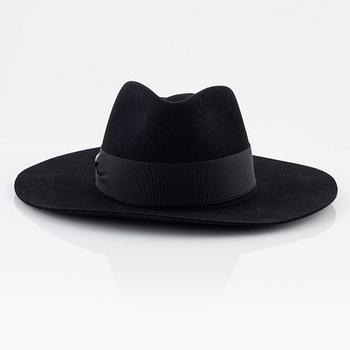 Hermès, hat, size 59.