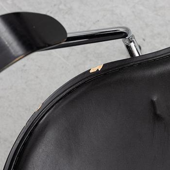 Arne Jacobsen, a set of 6 armchairs, "The Seven", Fritz Hansen, Denmark, 2006.