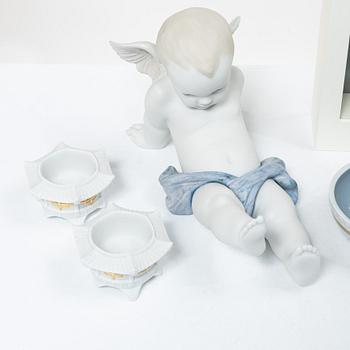 Lladró, a collection of figurines etc. Including "Romantic doves - wall art", "Sitting in heaven", "Our lady of Lourdes".
