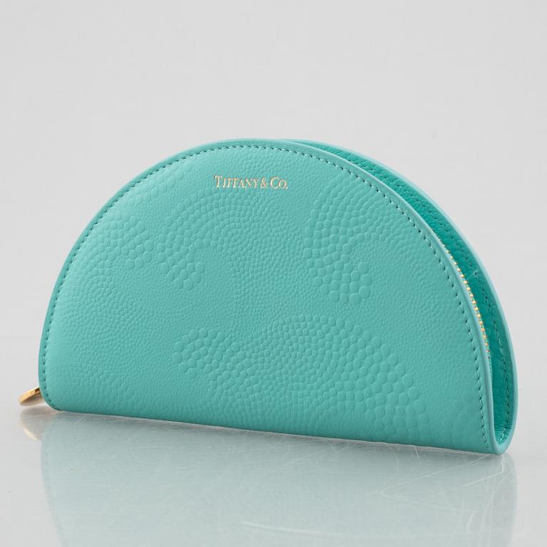 Tiffany & Co, a wallet.