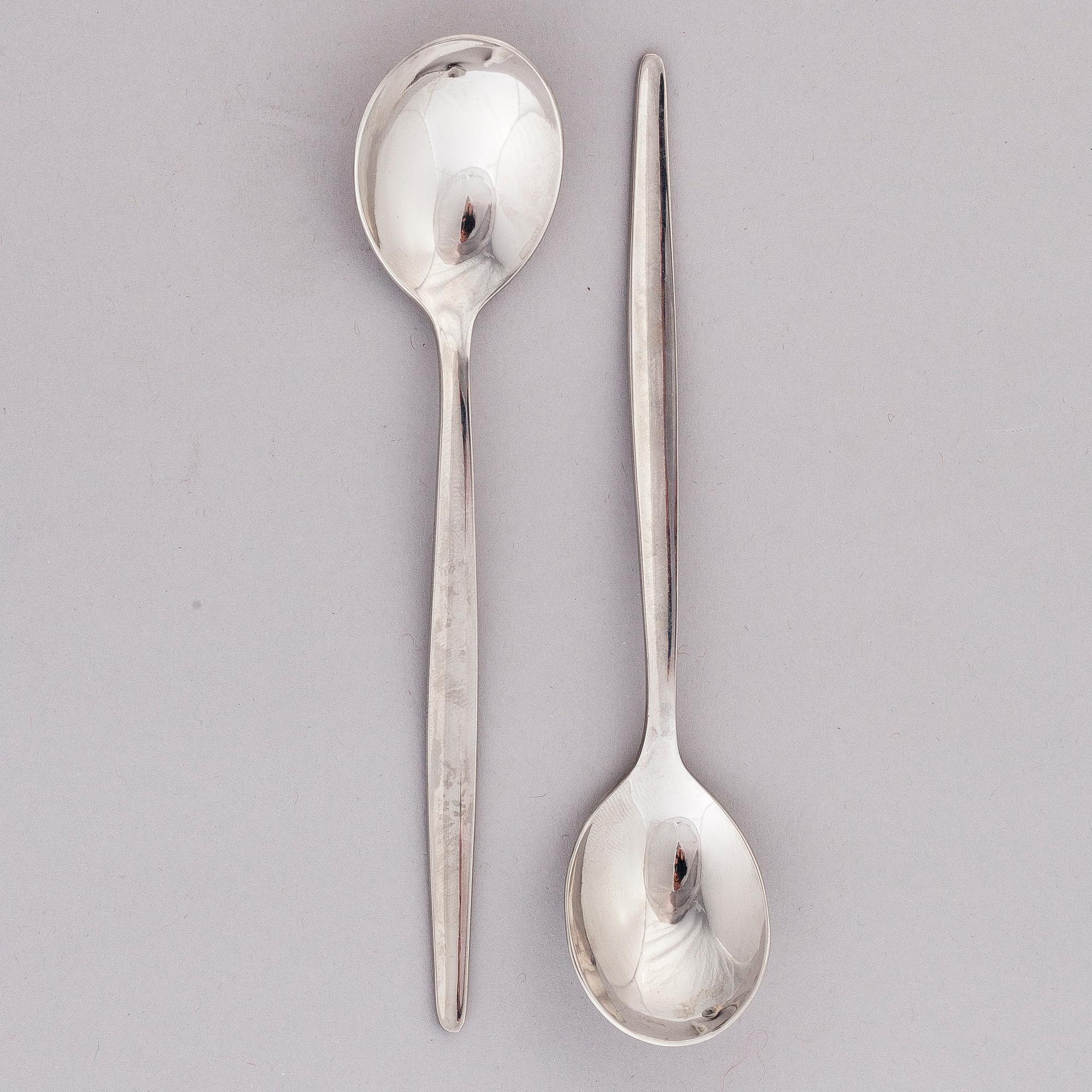 ILMARI TAPIOVAARA 1960s 122-piece Set of Polar Flatware for Hackman, Finland.