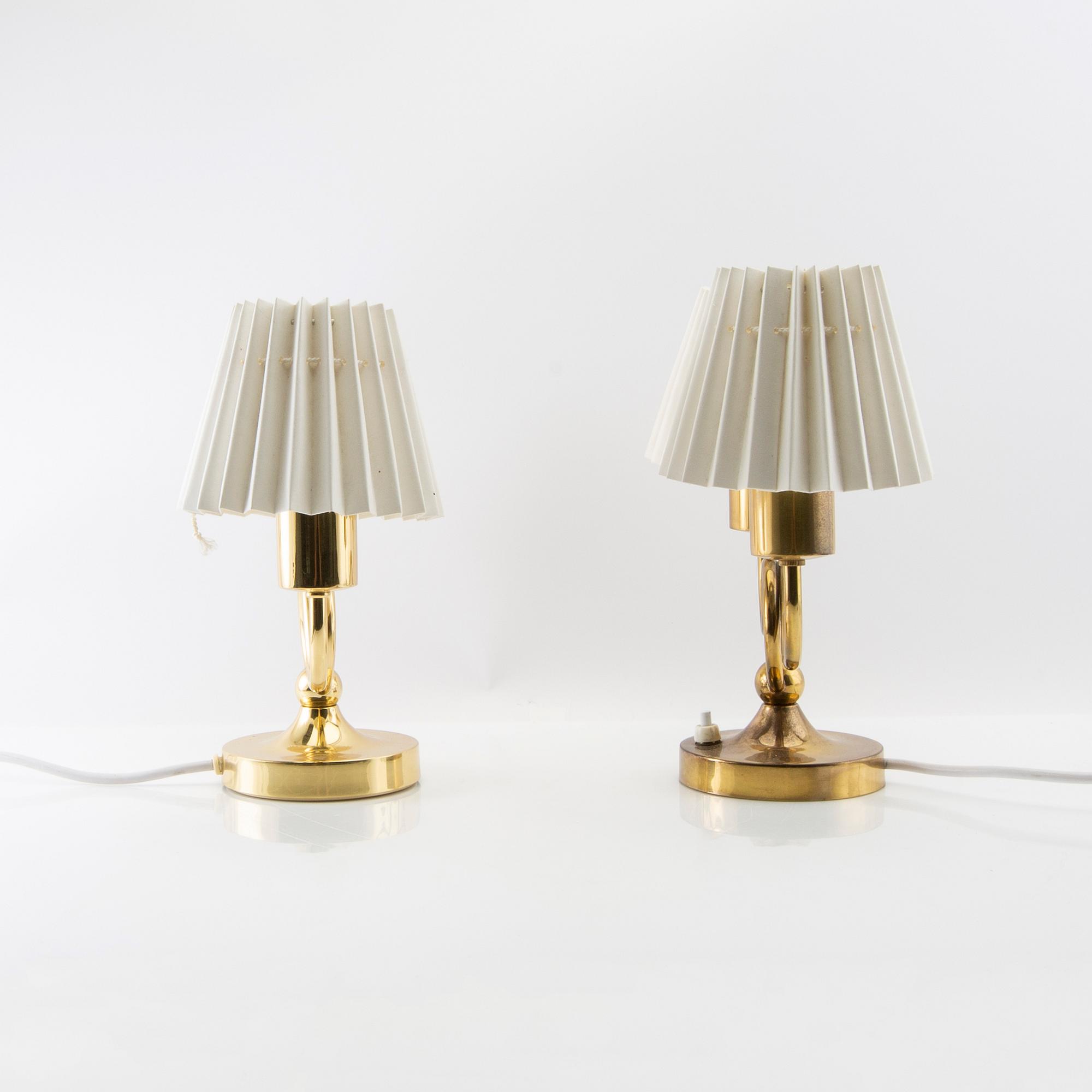 Josef Frank, Table lamps 1 pair, model no 2483/1 for the firm Svenskt Tenn.