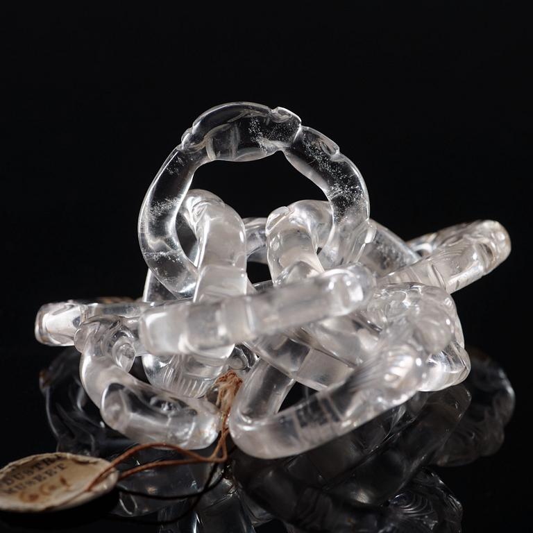 A rock crystal chain link, Qing dynasty (1644-1912).