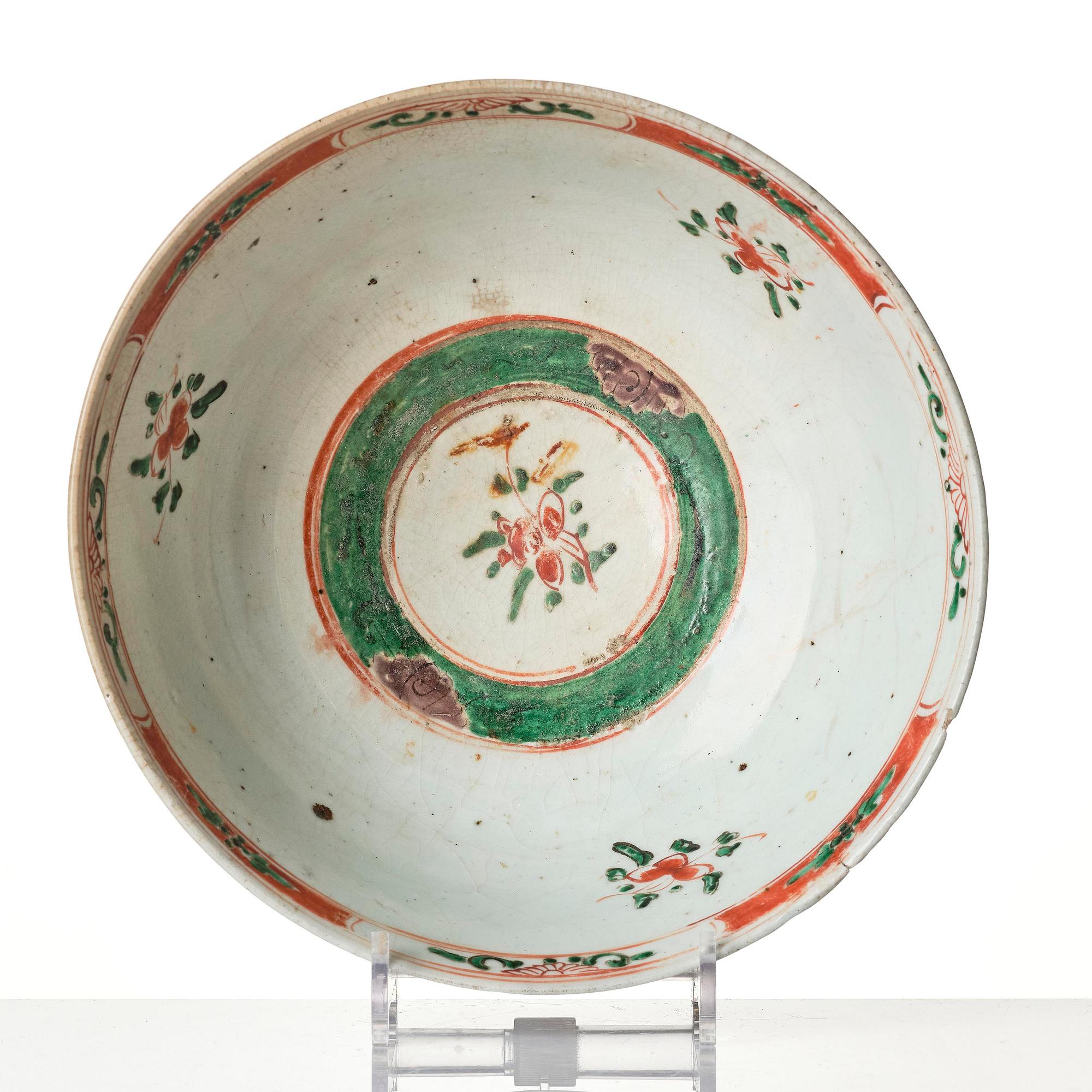 Skål, porslin. Transition, 1600-tal.