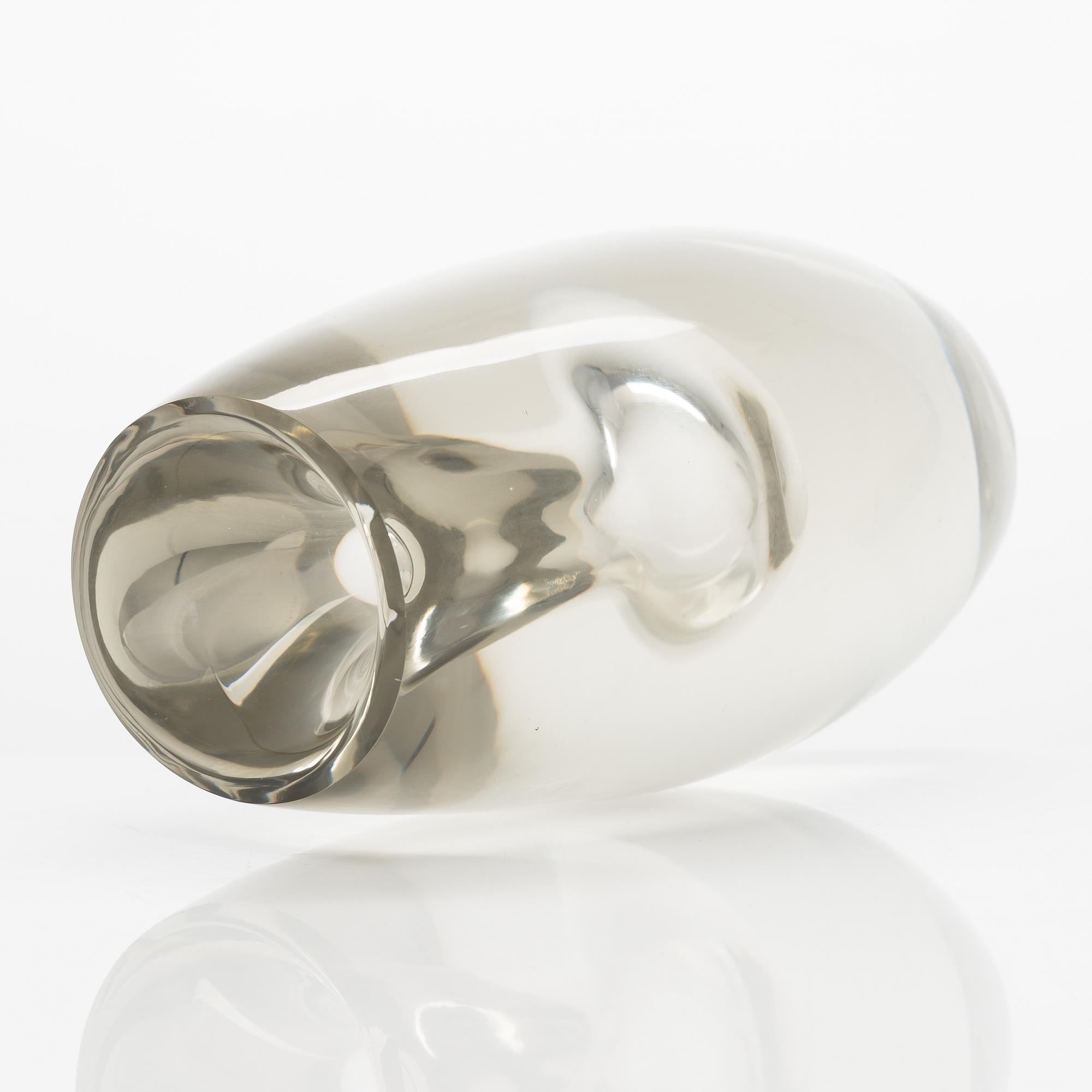 Tapio Wirkkala, A 'Tokyo' glass vase signed Tapio Wirkkala Iittala.