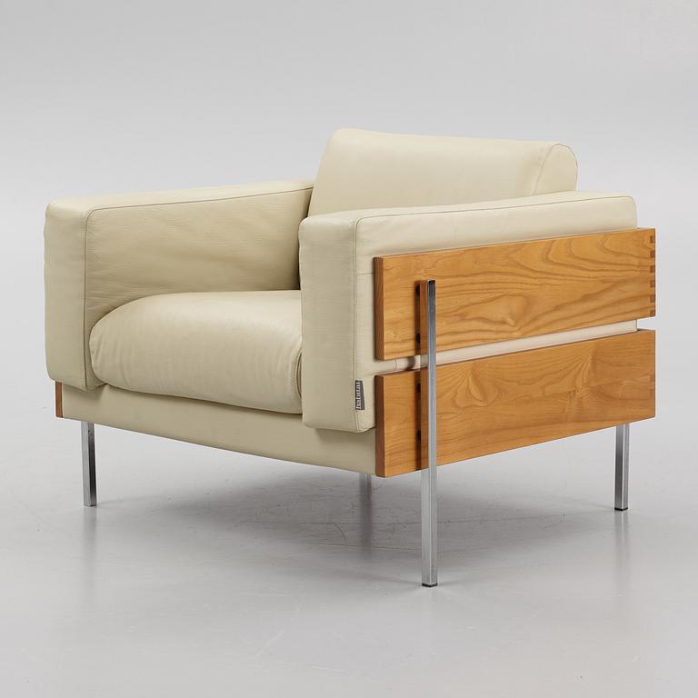 Robin Day, a sofa and armchair, 'Forum', Habitat.