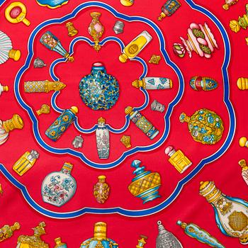 SCARF, "Qu'importe le flacon", Hermès.