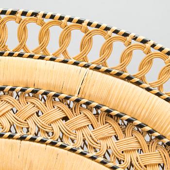 A late 20th century century 'Big Cobra peakock chair'.