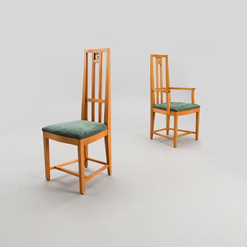 ELIEL SAARINEN, A SET OF SIX SIDE CHAIRS, TWO ARM CHAIRS AND A DINING TABLE. Design in 1928.