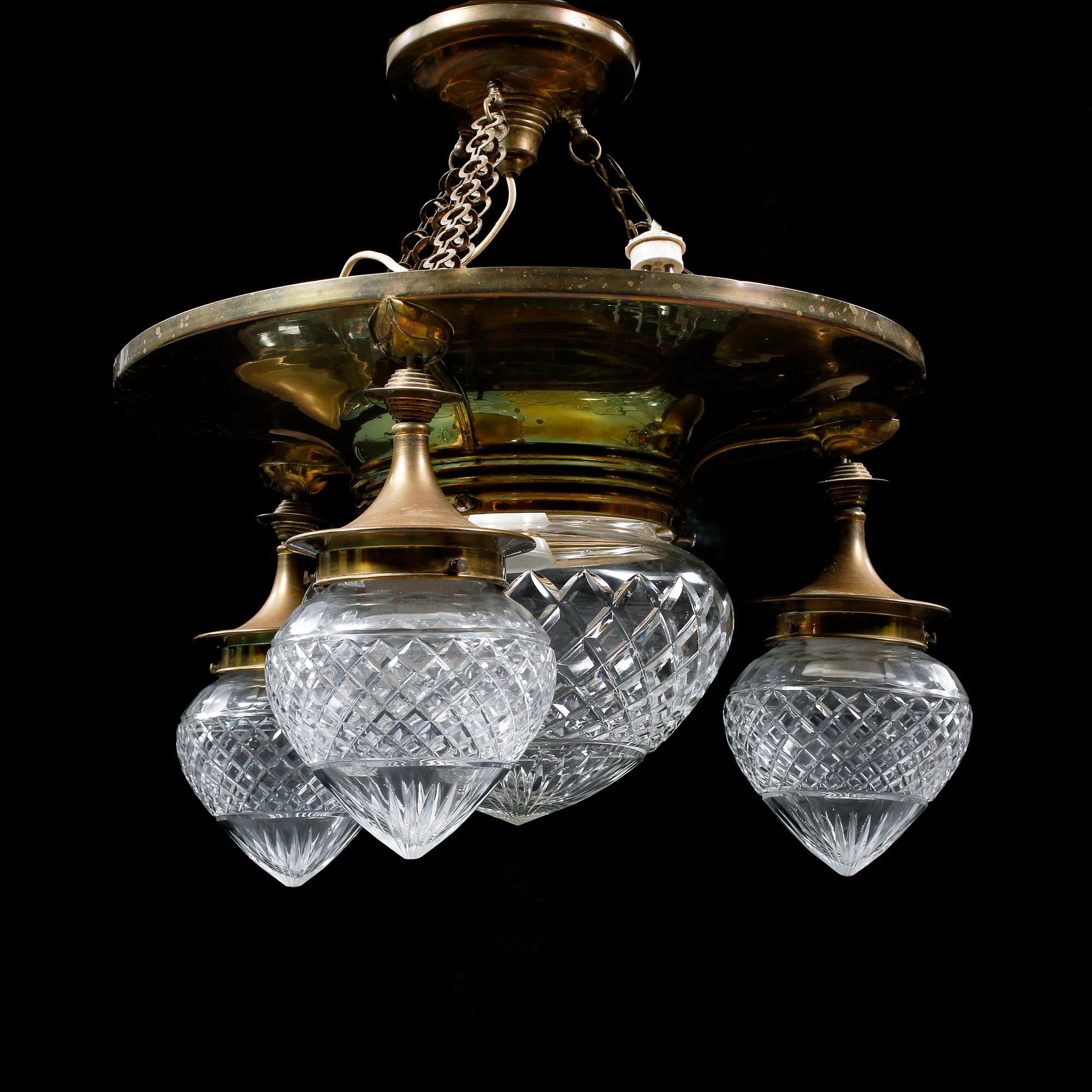 TAKLAMPA, jugend, 1900-talets början, höjd ca 45 cm.