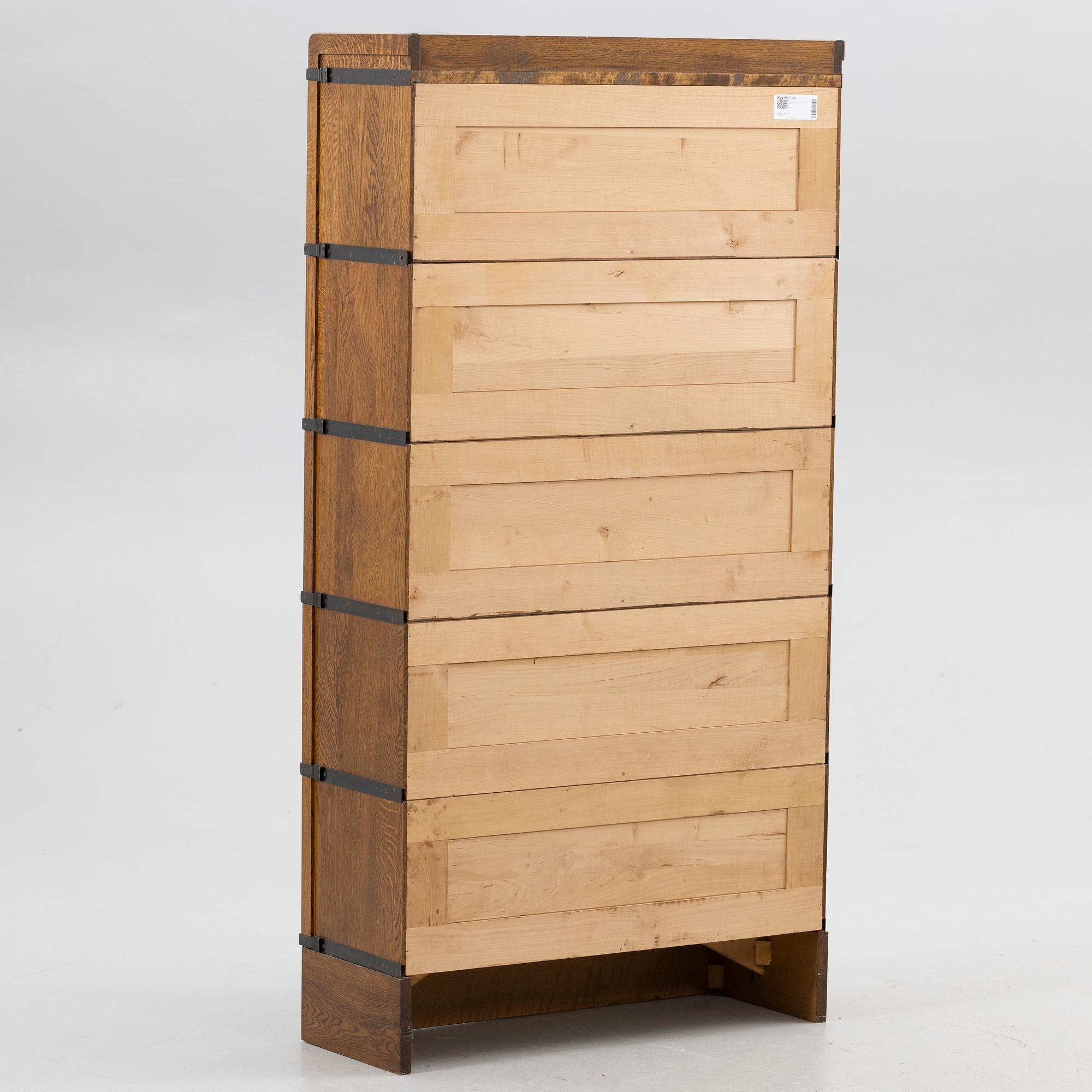 Bookcase, Åtvidaberg, first half of the 20th century.