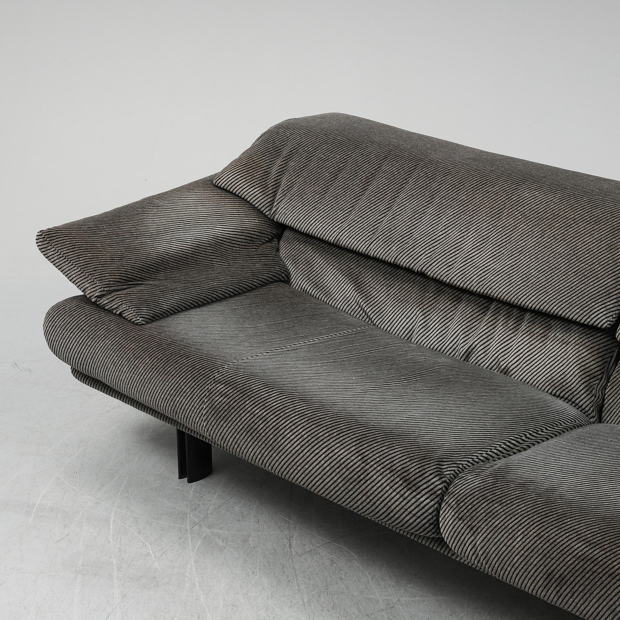 A 'Alanda' sofa by Paolo Piva for B&B Italia. - Bukowskis