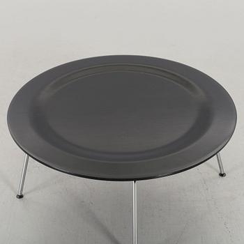 CHARLES & RAY EAMES. Soffbord.  Plywood group CTM.