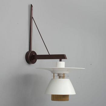 VÄGGLAMPA, skärmen av Lisa Johansson-Pape. Skärmens höjd 33 cm.