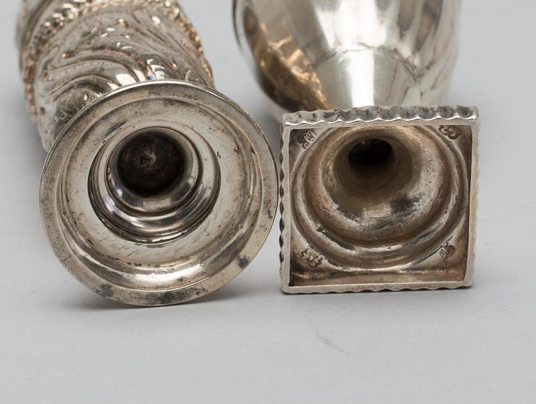 STRÖARE, 2 st, silver bl.a London, England.