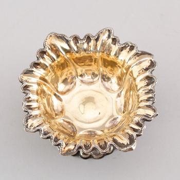 SALTKAR, silver, Ryssland 1852. Vikt ca 38 gram.