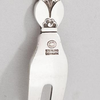 A 5-piece set of sterling silver 'Cactus' serving cutlery by Gundorph Albertus for Georg Jensen & Wendel A/S, 1945-1951.