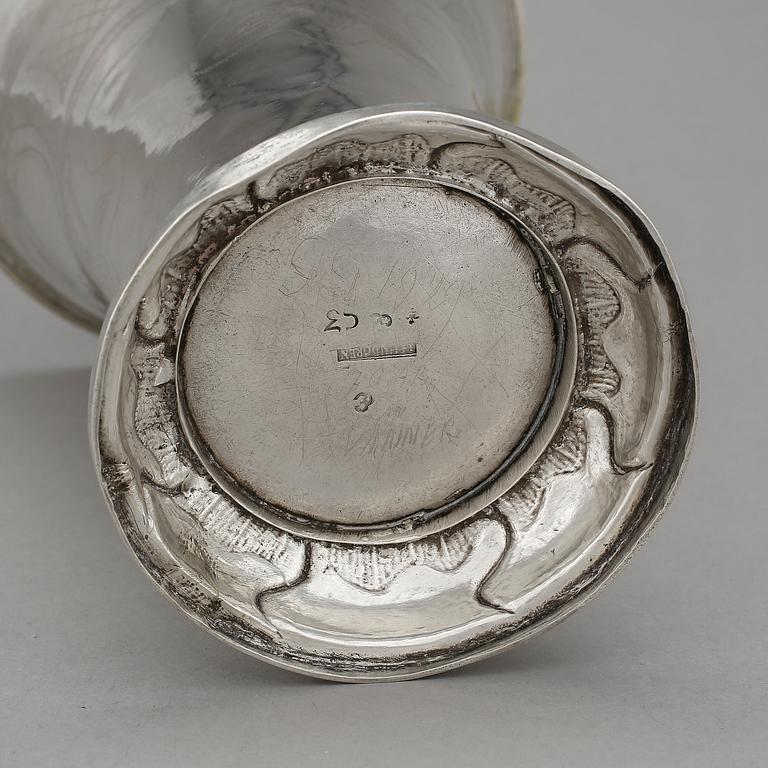 BÄGARE, silver, Johan Lundgren, Enköping 1809. 479 gram.