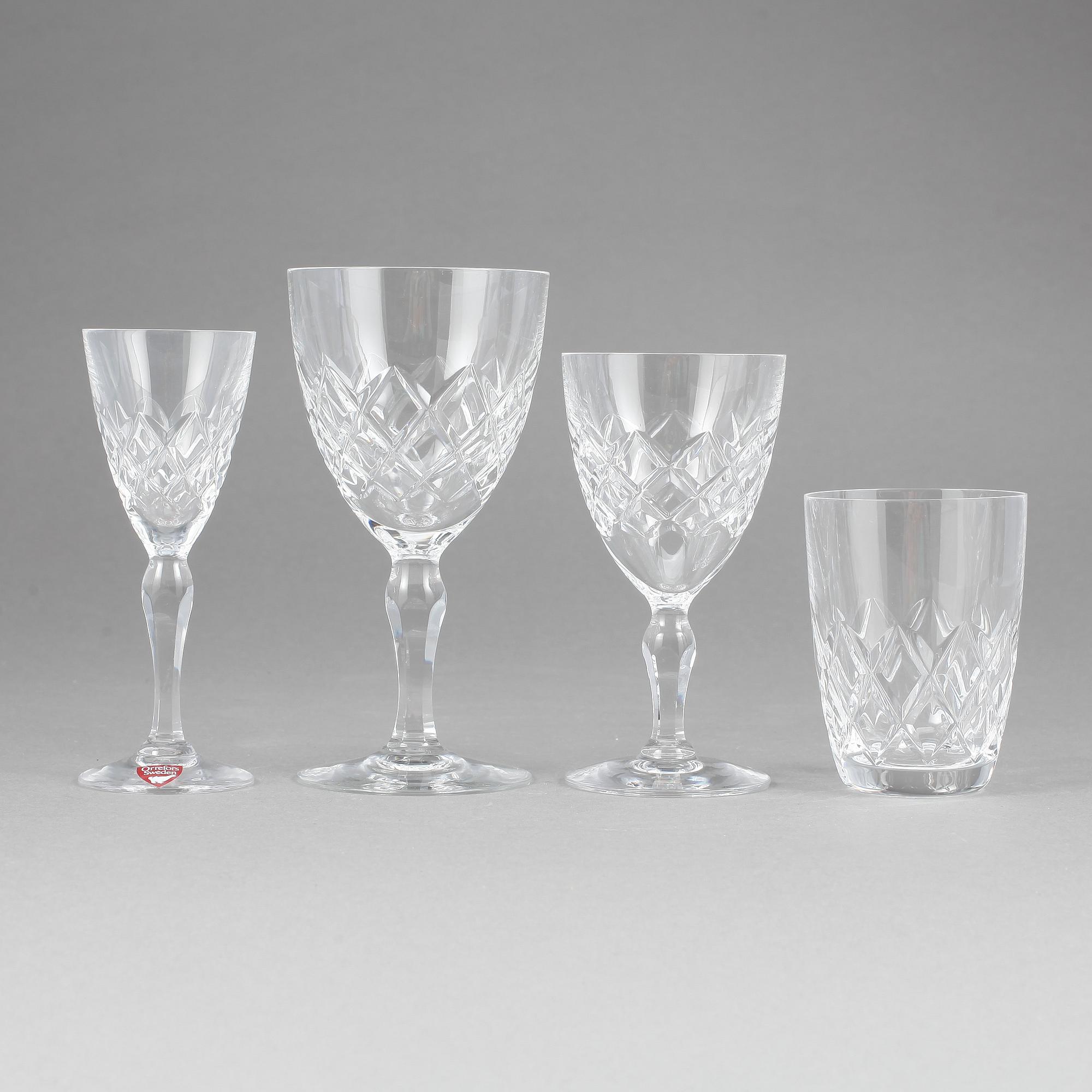 GLASSERVIS, 48 delar, "Karolin", Gunnar Cyrén, Orrefors.