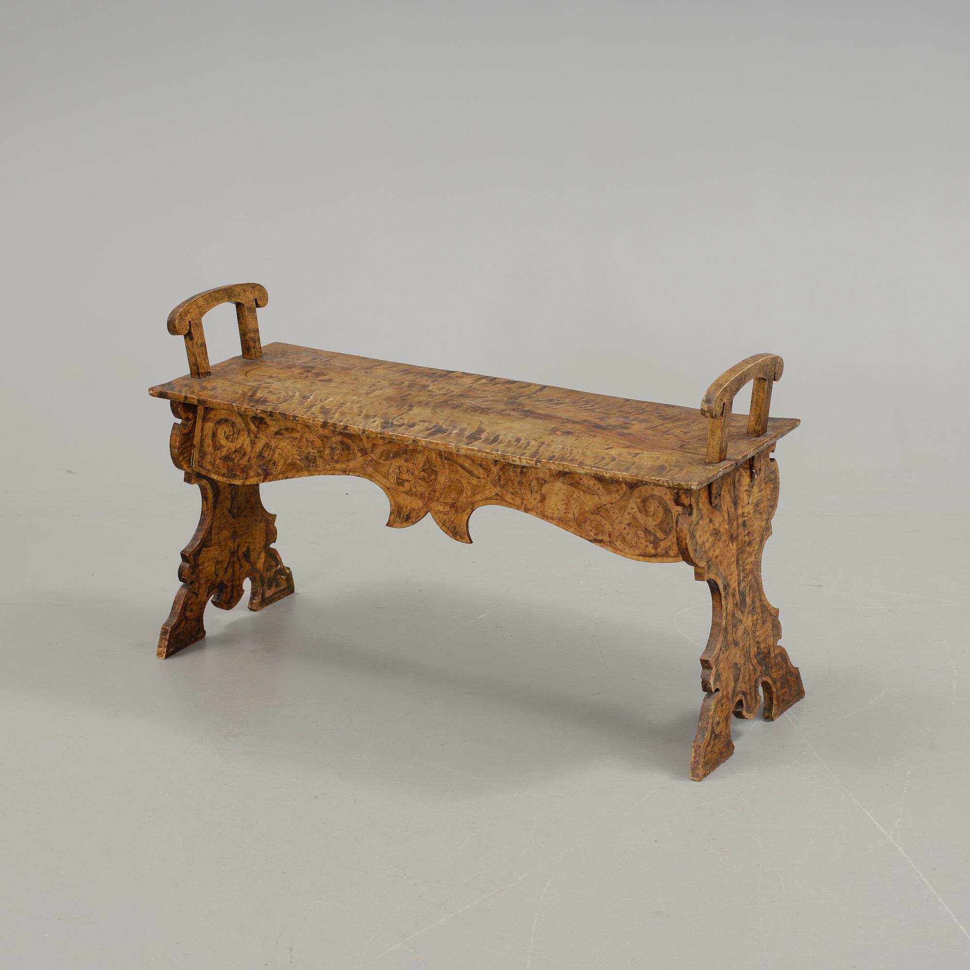 BÄNK, fornnordisk stil. 1800-talets slut.