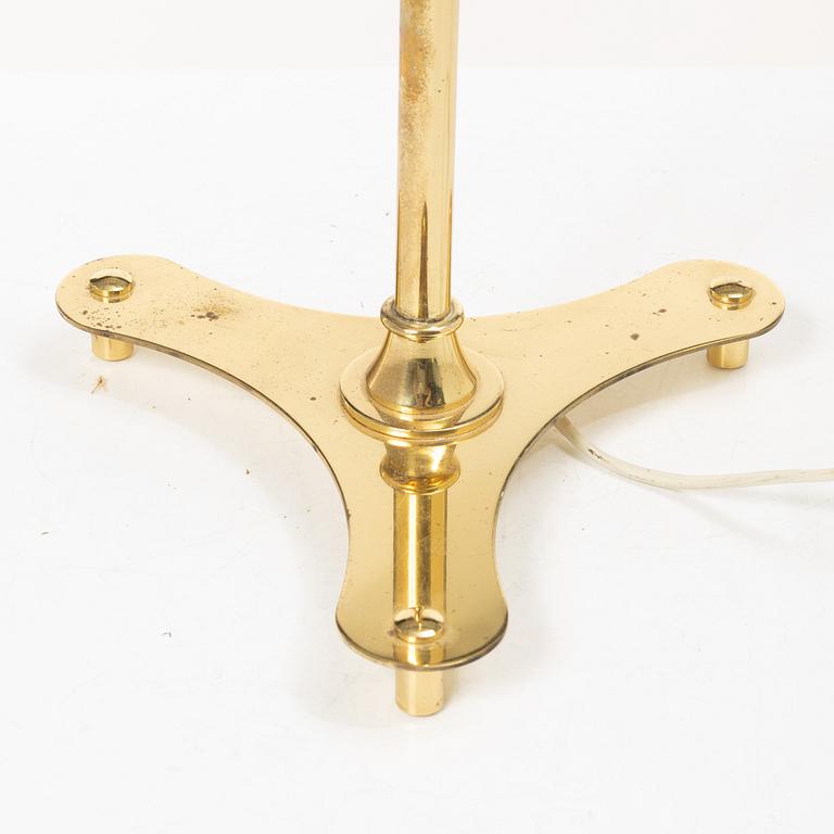 Josef Frank, Table lamp, model 2467, Firma Svenskt Tenn.