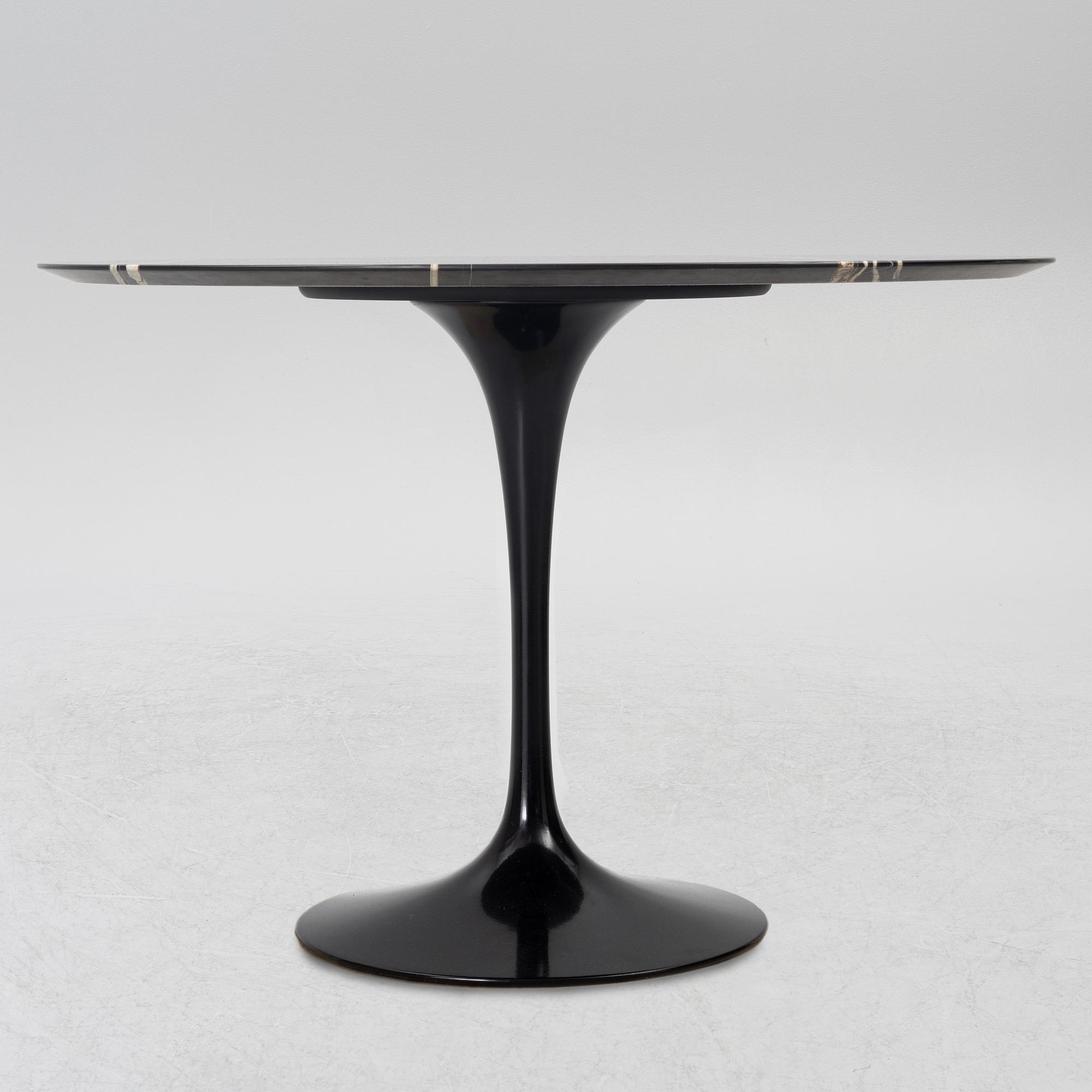 Eero Saarinen, dining table, "Tulip", Knoll Studio.