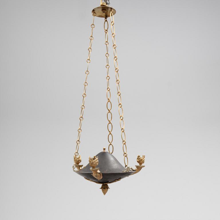 TAKAMPEL, empire, 1800-talets första hälft. Höjd ca 70 cm.