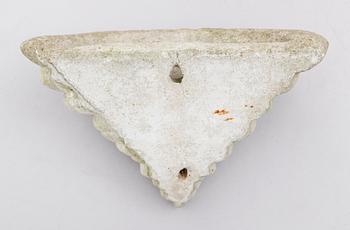 VÄGGURNA, stenmassa, 1900-talets andra hälft.